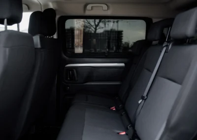 Toyota Proace Verso Business Comfort 9 személyes autó bérlése - BudapestCarRent.hu