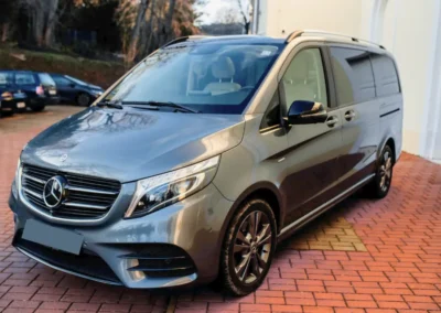 Mercedes V-osztály 7 személyes autó bérlése - BudapestCarRent.hu