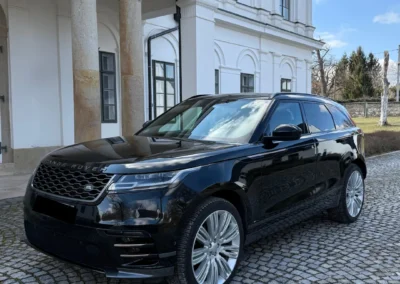 Range Rover Velar P300 személyautó bérlése – BudapestCarRent.hu