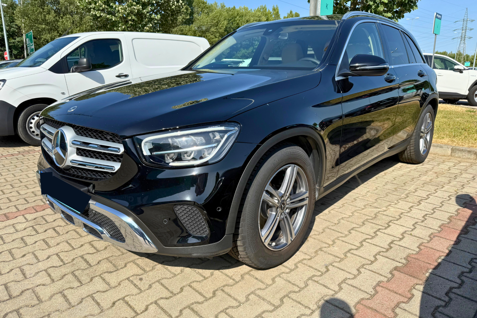 Mercedes GLC 400 4Matic személyautó bérlése - BudapestCarRent.hu Mercedes GLC 400 4Matic személyautó bérlése - BudapestCarRent.hu
