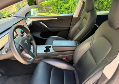 Tesla Model Y Long Range AWD bérlése – BudapestCarRent.hu